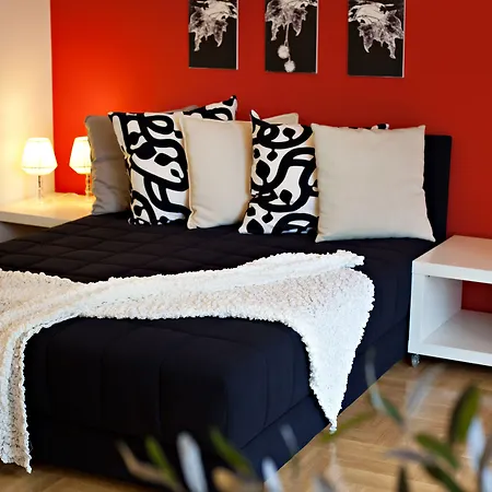 360º精品公寓酒店 *