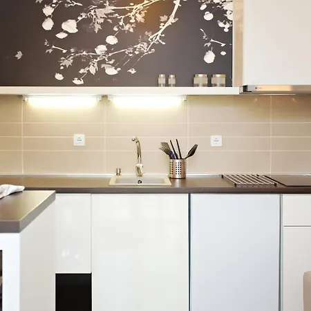 360º精品公寓酒店 *